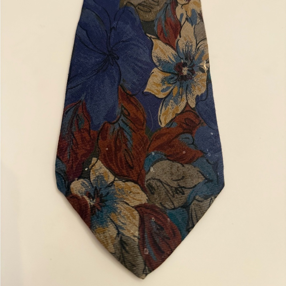 G. J. Cahn Elegant Floral Tie in Blue and Brown